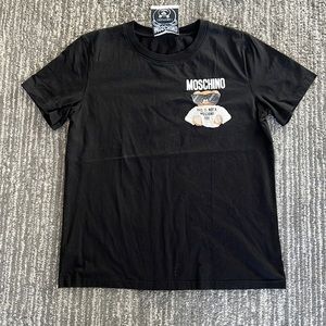 Moschino Couture tshirt. Black. Size large.